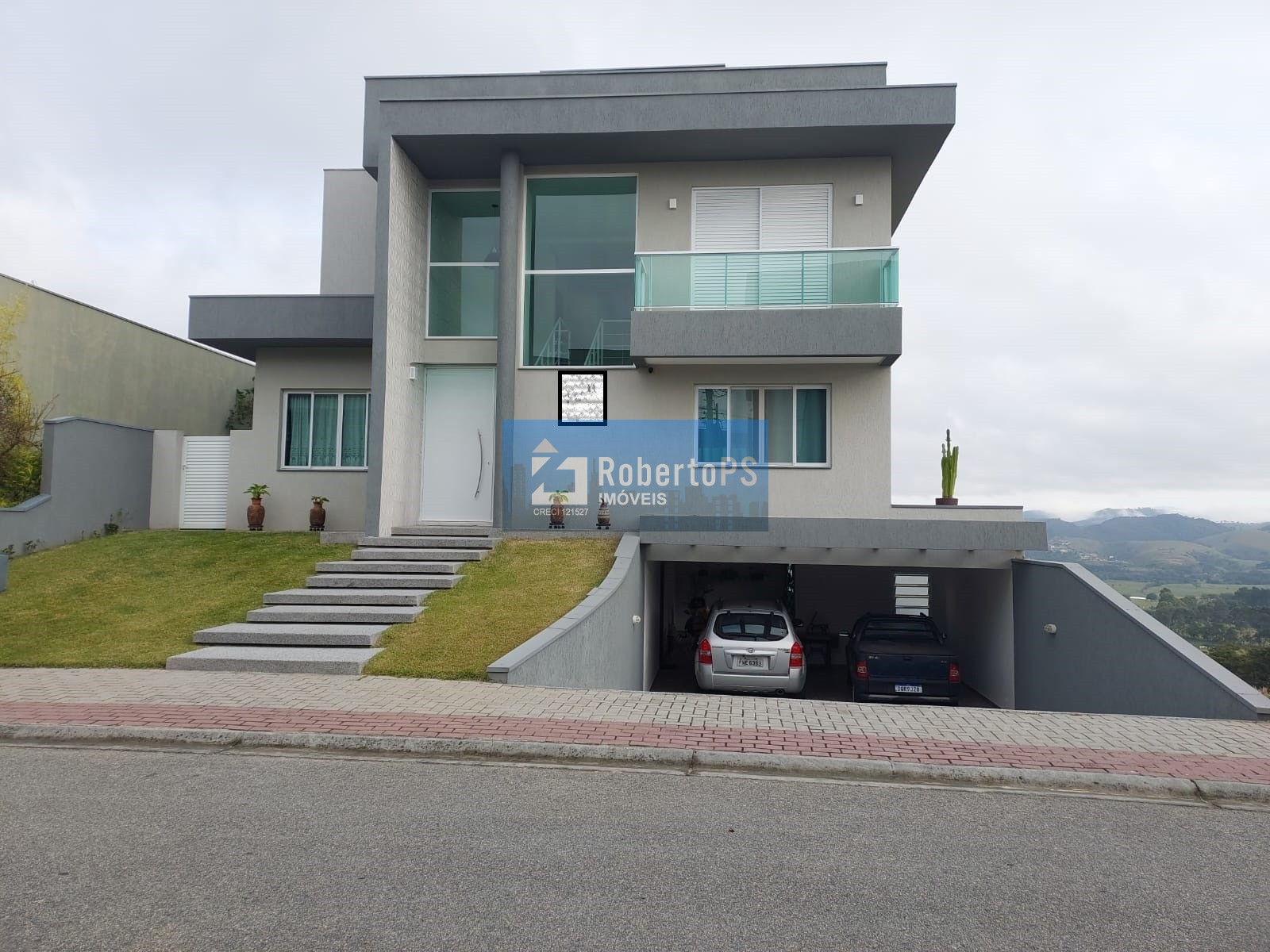 Impecável Casa em Condomínio à Venda em Urbanova, São José dos Campos-SP: 3 Quartos, 3 Suítes, 3 Salas, 5 Banheiros, 5 Vagas, 443m²!