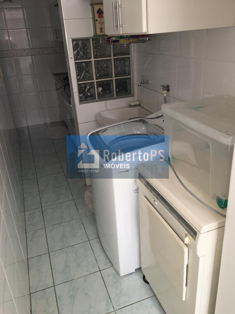 Excelente oportunidade: Casa à venda em São José dos Campos-SP, Jardim das Indústrias, 3 quartos, 2 suítes, 1 sala, 3 banheiros, 2 vagas, 250m²!