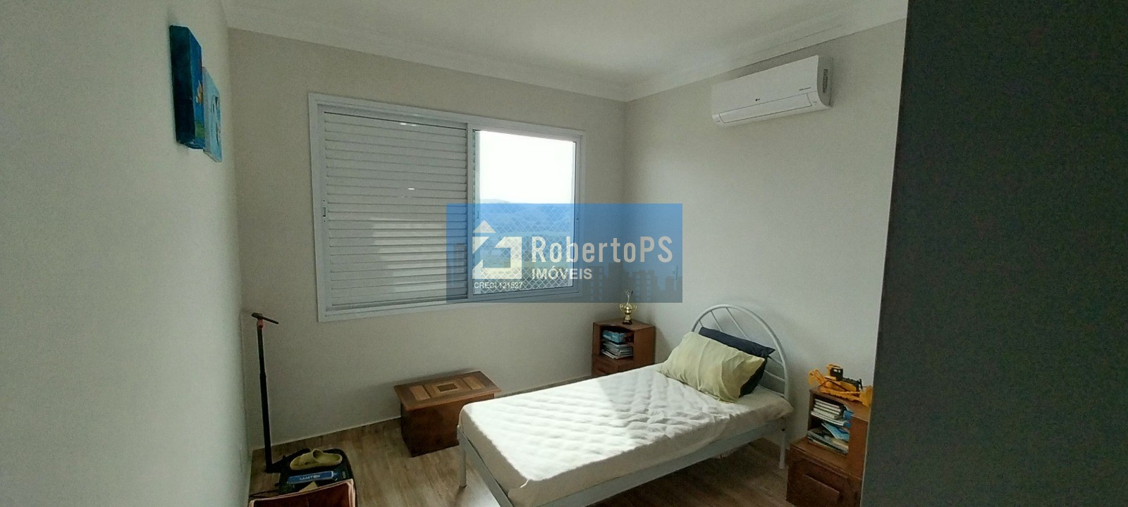 Impecável Casa em Condomínio à Venda em Urbanova, São José dos Campos-SP: 3 Quartos, 3 Suítes, 3 Salas, 5 Banheiros, 5 Vagas, 443m²!