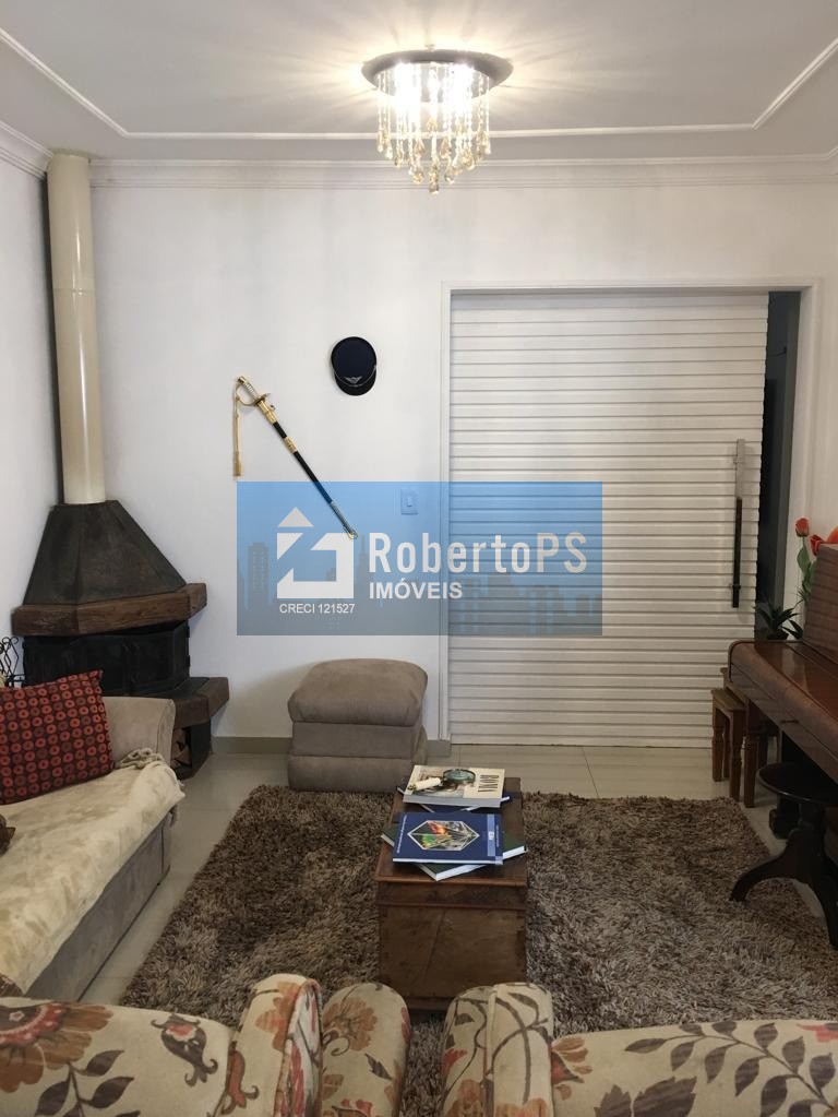 Excelente oportunidade: Casa à venda em São José dos Campos-SP, Jardim das Indústrias, 3 quartos, 2 suítes, 1 sala, 3 banheiros, 2 vagas, 250m²!