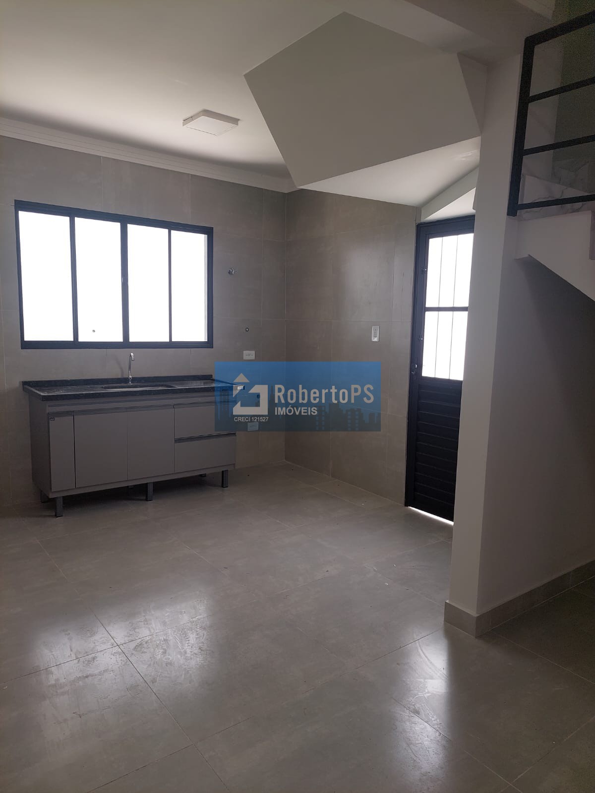 Casa a venda com 3 suítes e 2vagas