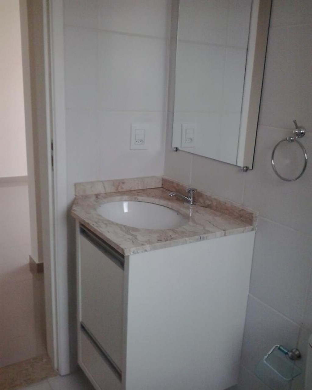 Apartamento à venda em São José dos Campos-SP, Parque Residencial Flamboyant: 2 quartos, 1 suíte, 2 banheiros, 1 vaga, 57m².