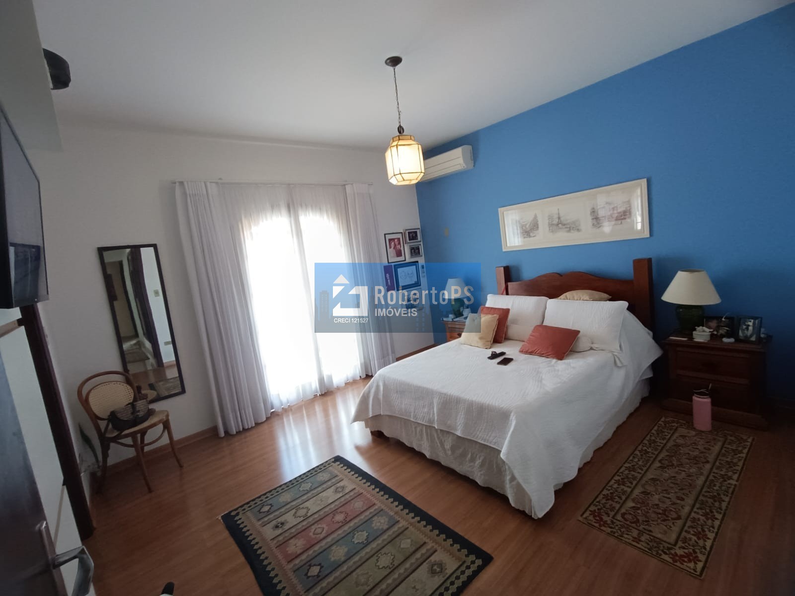 Casa de alto padrão em condomínio no jardim das colinas, são