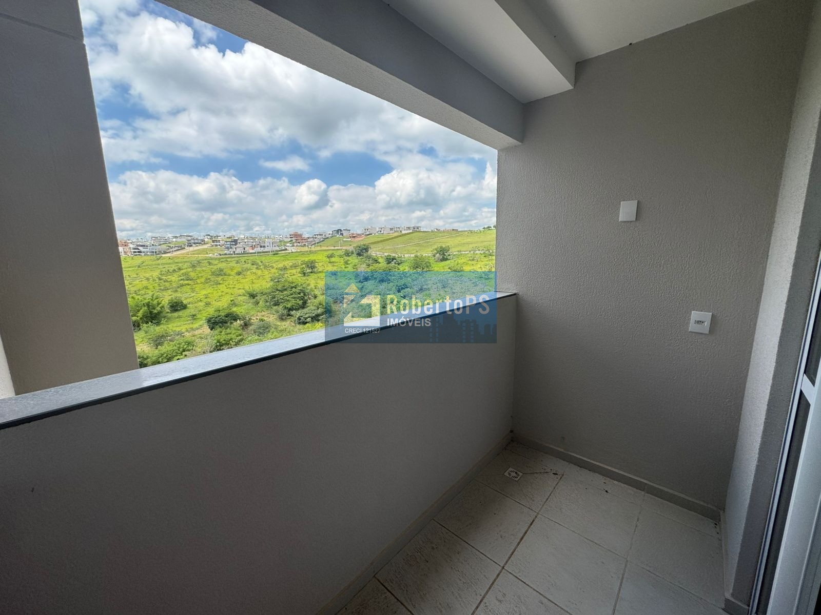 Apartamento à venda em Urbanova VII, São José dos Campos-SP: 2 quartos, 1 suíte, 2 banheiros, 60m² de área.