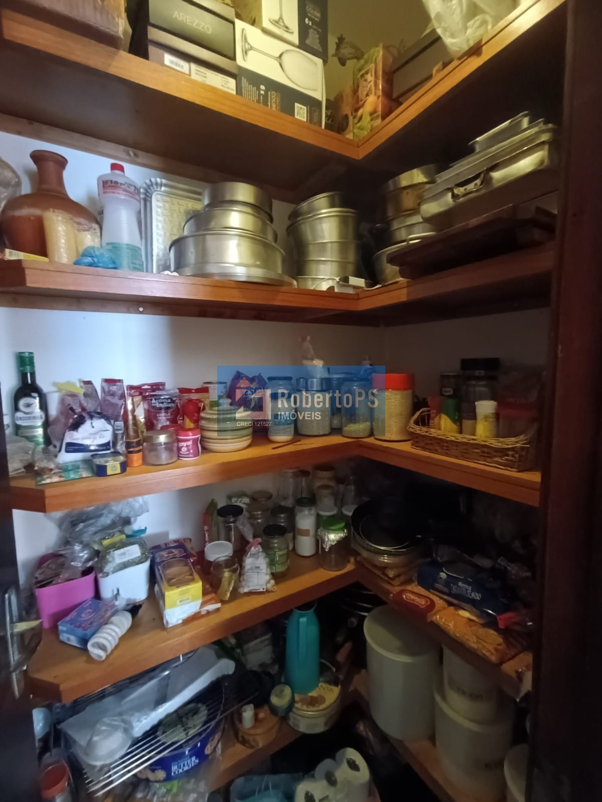 Casa de alto padrão em condomínio no jardim das colinas, são