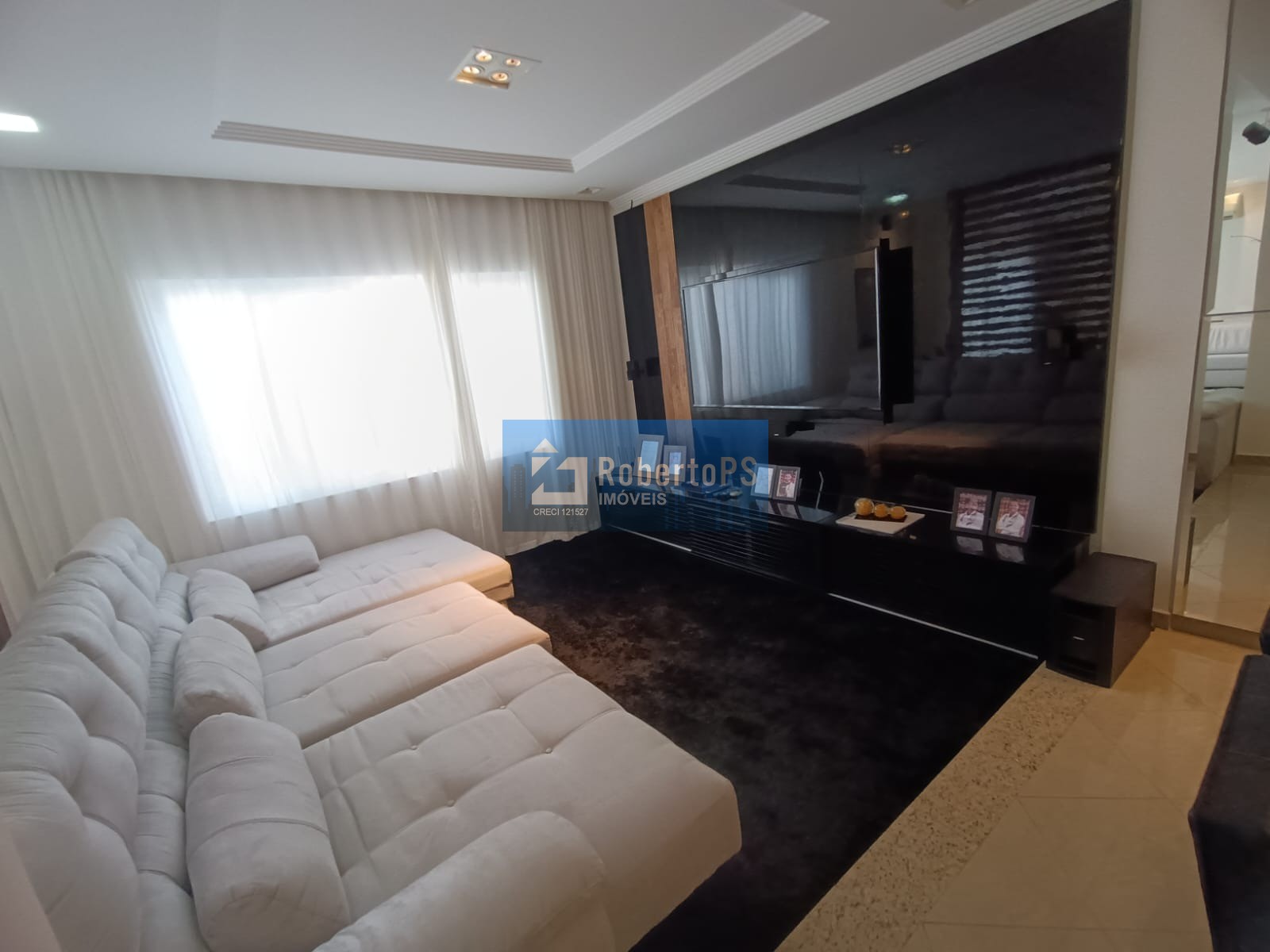 Casa de luxo em condomínio exclusivo em São José dos Campos-SP: 5 quartos, 2 suítes, 3 salas, 5 banheiros, 2 vagas, 280m².