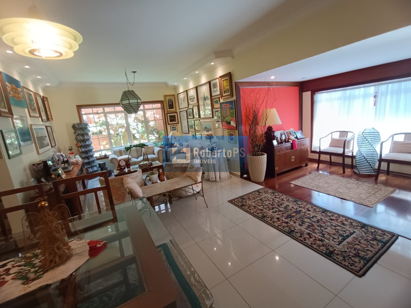 Casa de alto padrão em condomínio no jardim das colinas, são