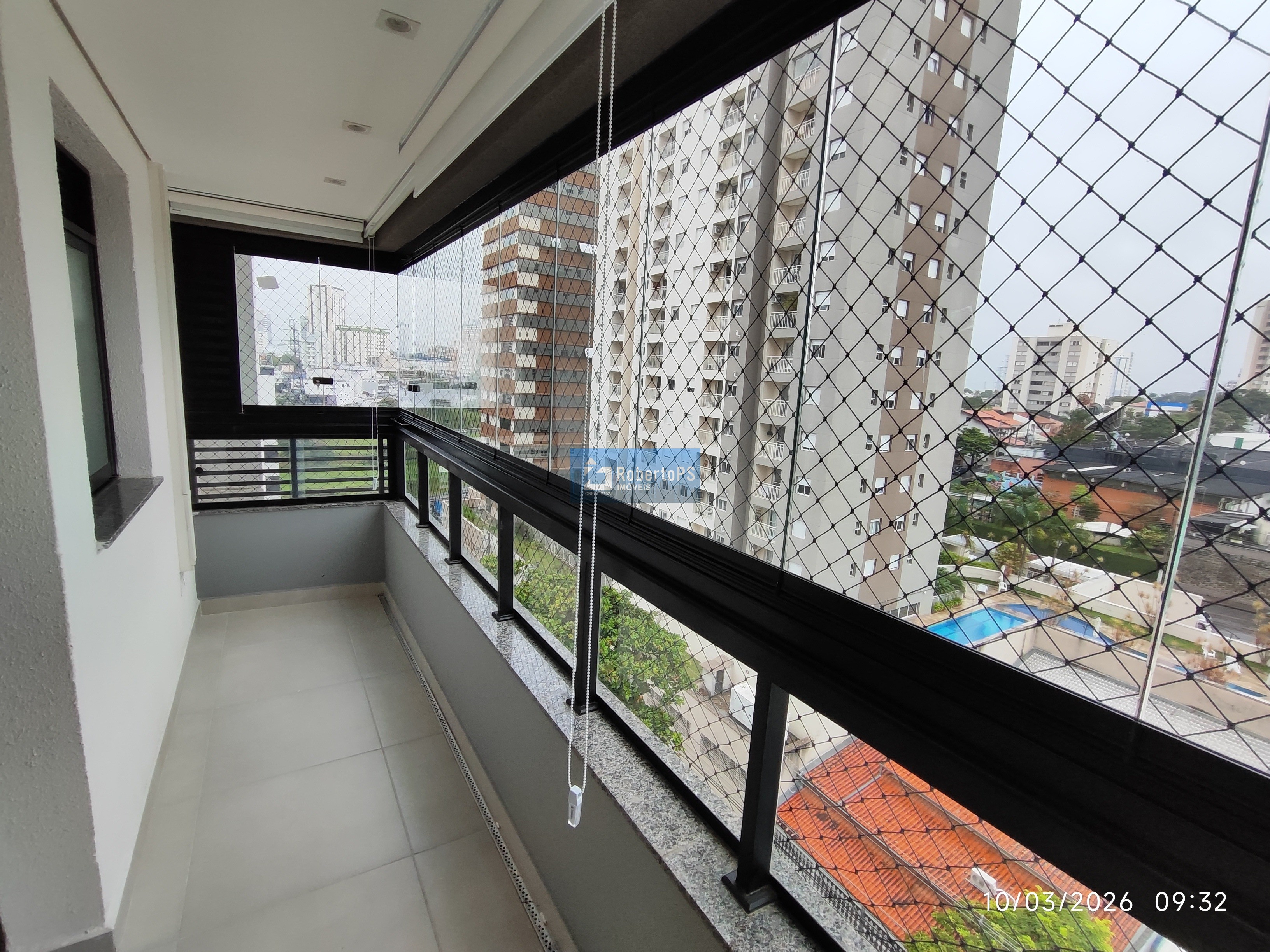Apartamento à venda em São José dos Campos - Jardim Augusta: 3 quartos, 1 suíte, 2 salas, 2 banheiros, 2 vagas, 73m². Venha conferir!