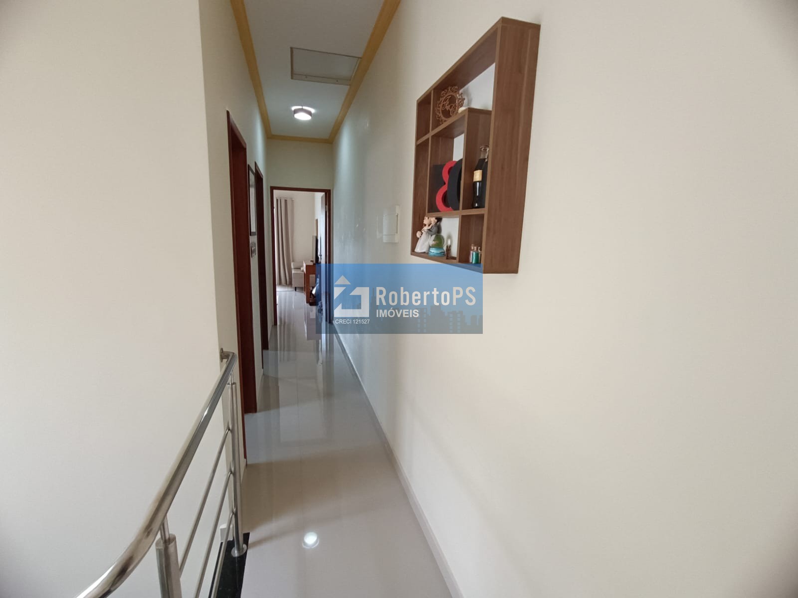 Imperdível Casa à Venda em São José dos Campos-SP, Jardim das Indústrias: 3 quartos, 1 suíte, 3 salas, 3 banheiros, 2 vagas, 157,80 m².