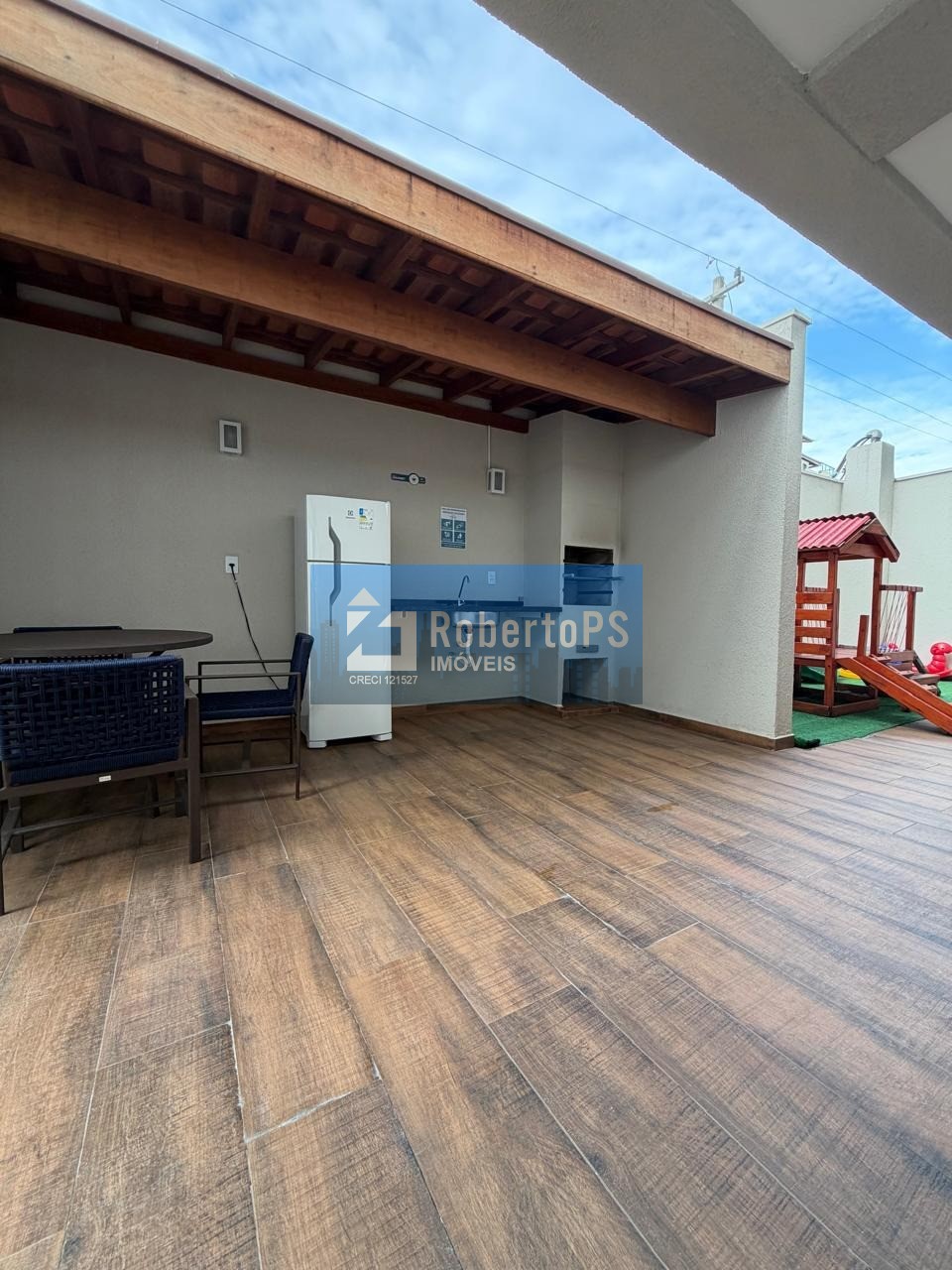 Apartamento à venda em Ubatuba-SP, Tenório: 2 quartos, 2 suítes, 1 sala, 3 banheiros, 2 vagas, 73 m² no litoral.