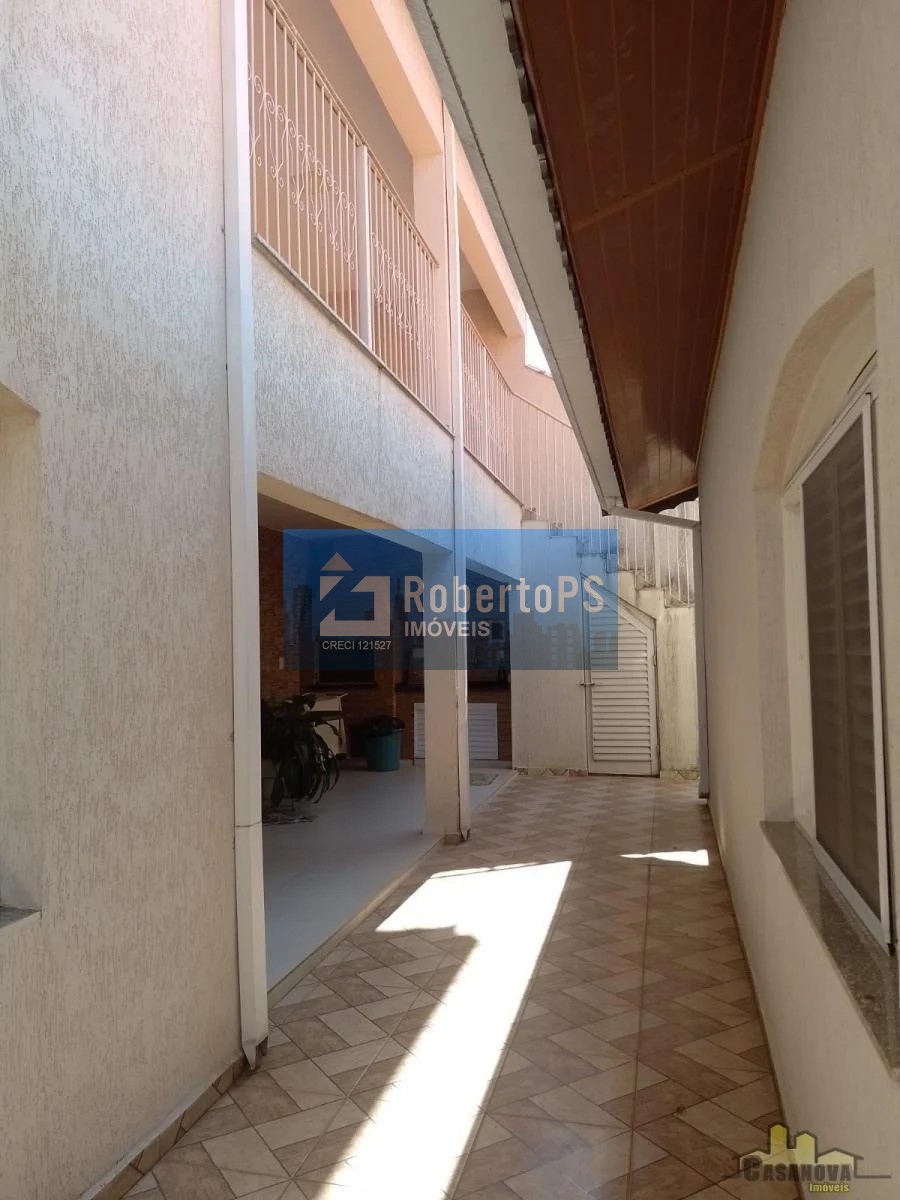 Imperdível Residência à Venda em Jacareí-SP, Jardim Santa Maria: 4 Quartos, 2 Salas, 3 Banheiros, 2 Vagas, 300m²!