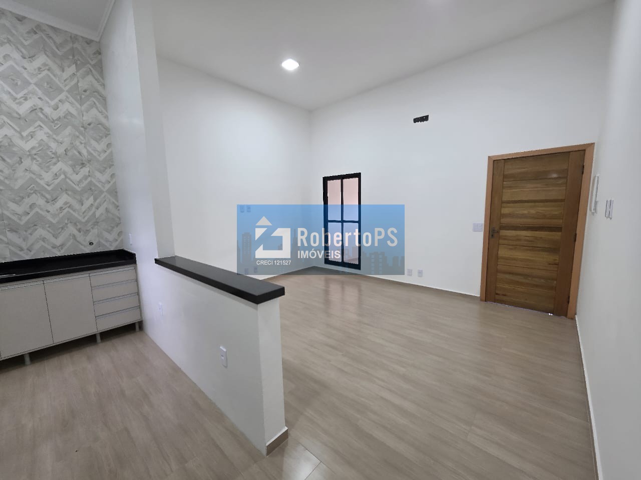 Imperdível casa à venda em São José dos Campos-SP, Jardim Satélite: 3 quartos, 1 suíte, 3 salas, 2 banheiros, 2 vagas, 105m².