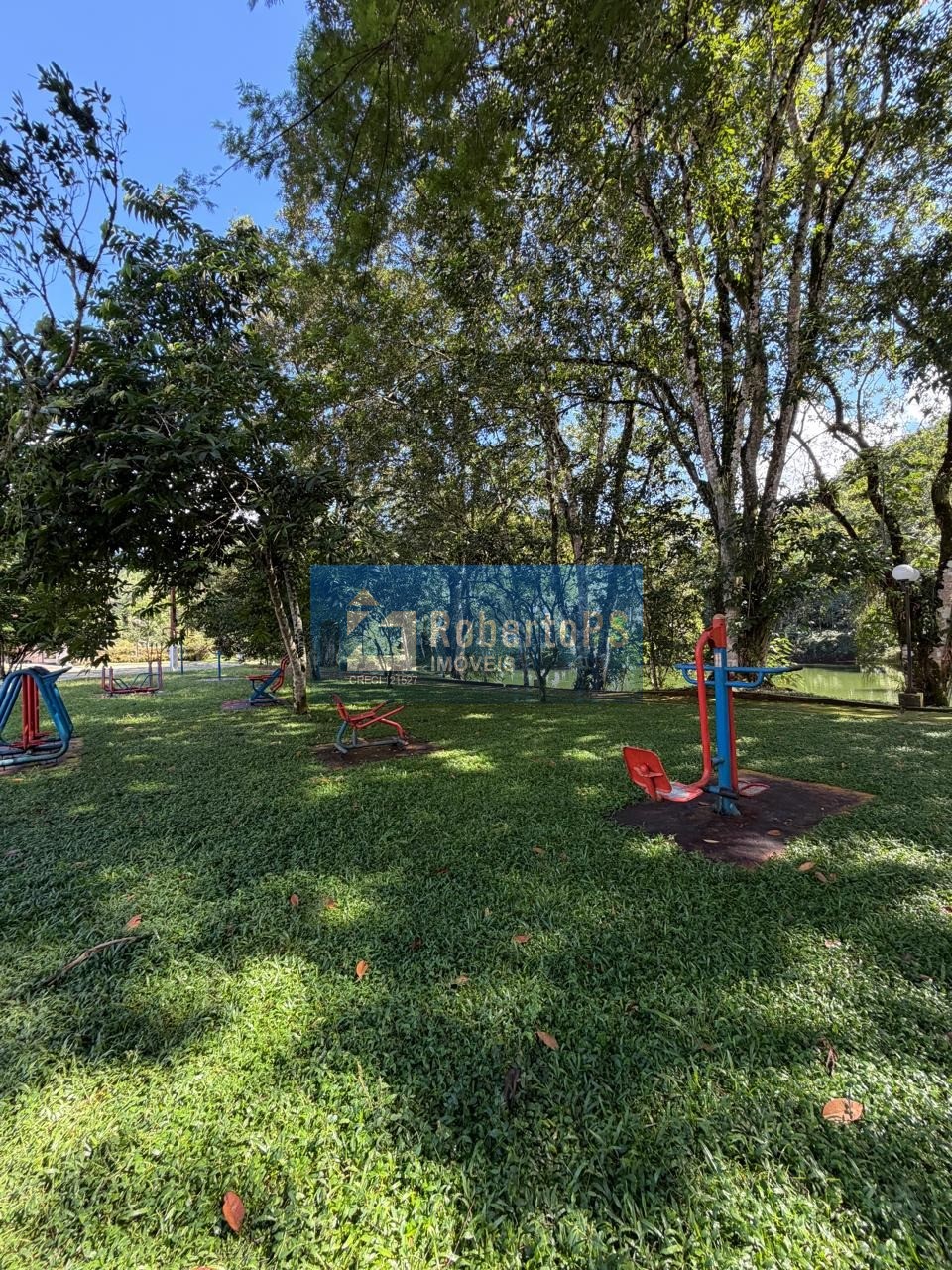 Apartamento à venda em Ubatuba-SP, Tenório: 2 quartos, 2 suítes, 1 sala, 3 banheiros, 2 vagas, 73 m² no litoral.
