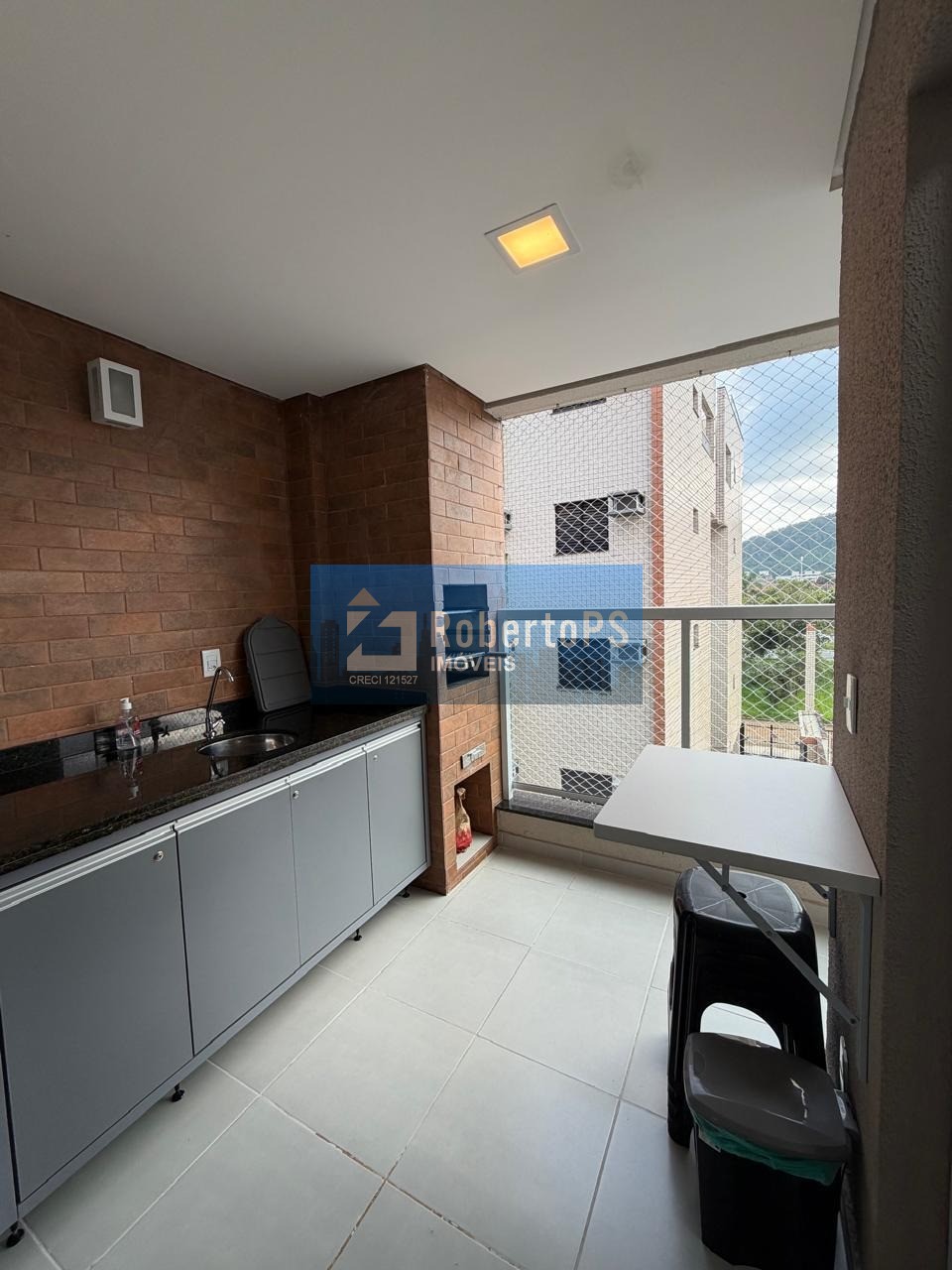 Apartamento à venda em Ubatuba-SP, Tenório: 2 quartos, 2 suítes, 1 sala, 3 banheiros, 2 vagas, 73 m² no litoral.