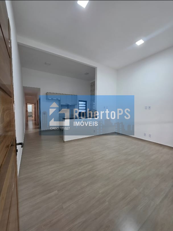 Imperdível casa à venda em São José dos Campos-SP, Jardim Satélite: 3 quartos, 1 suíte, 3 salas, 2 banheiros, 2 vagas, 105m².