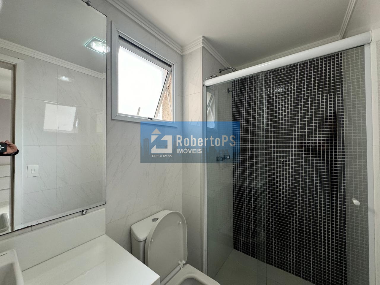 Apartamento para locação no Jardim Esplanada em São José dos Campos-SP: 3 quartos, 3 suítes, 1 sala, 4 banheiros, 2 vagas de garagem, 133m².