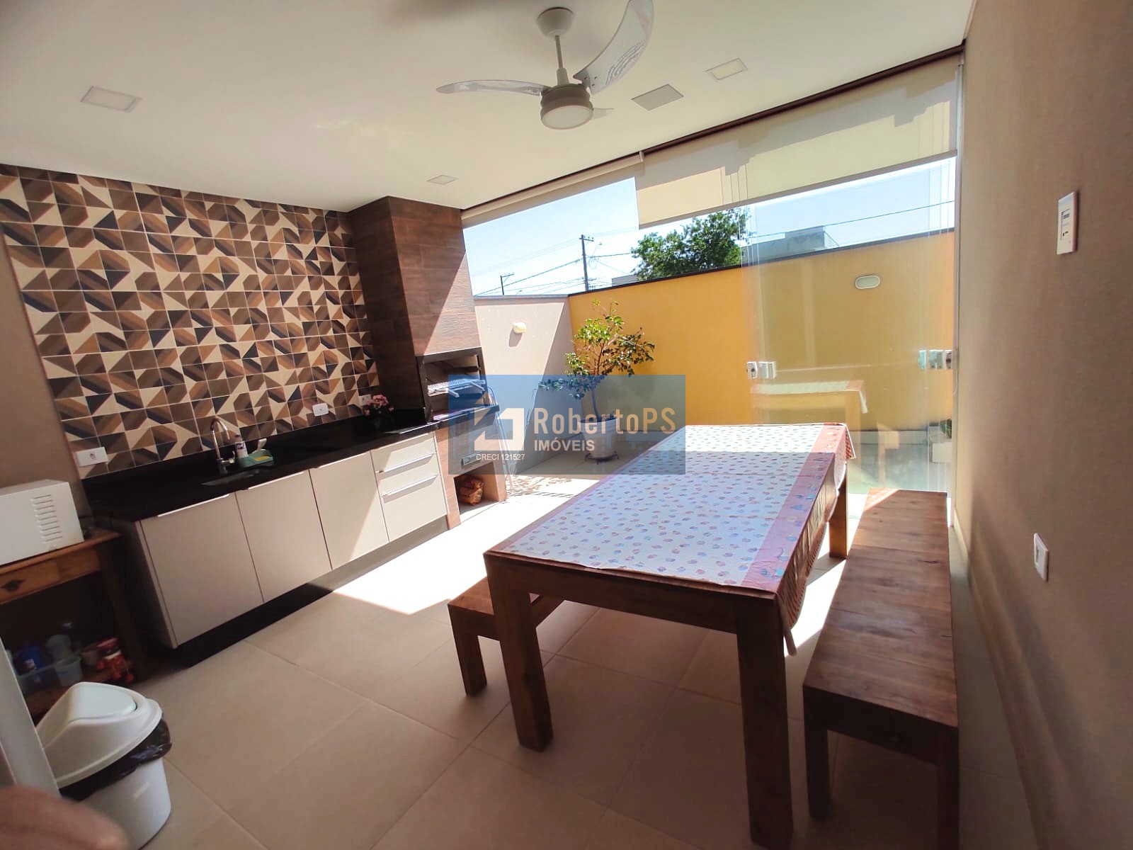 Casa em Condomínio de Alto Padrão com 3 Quartos e 2 Suítes no Urbanova, São José dos Campos-SP - Imperdível!