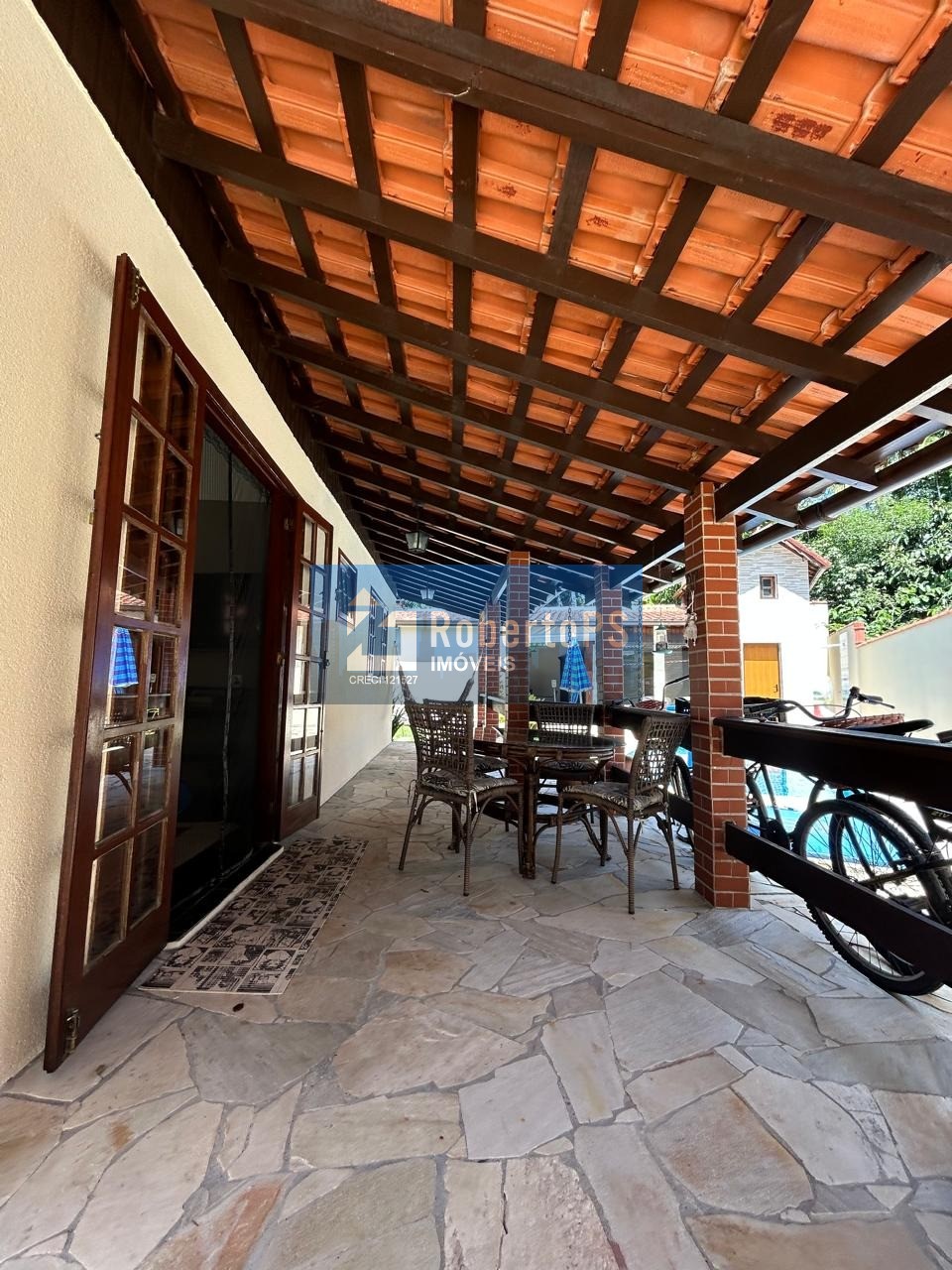 Casa de condomínio à venda em bertioga-sp: 5 quartos, 2 banh