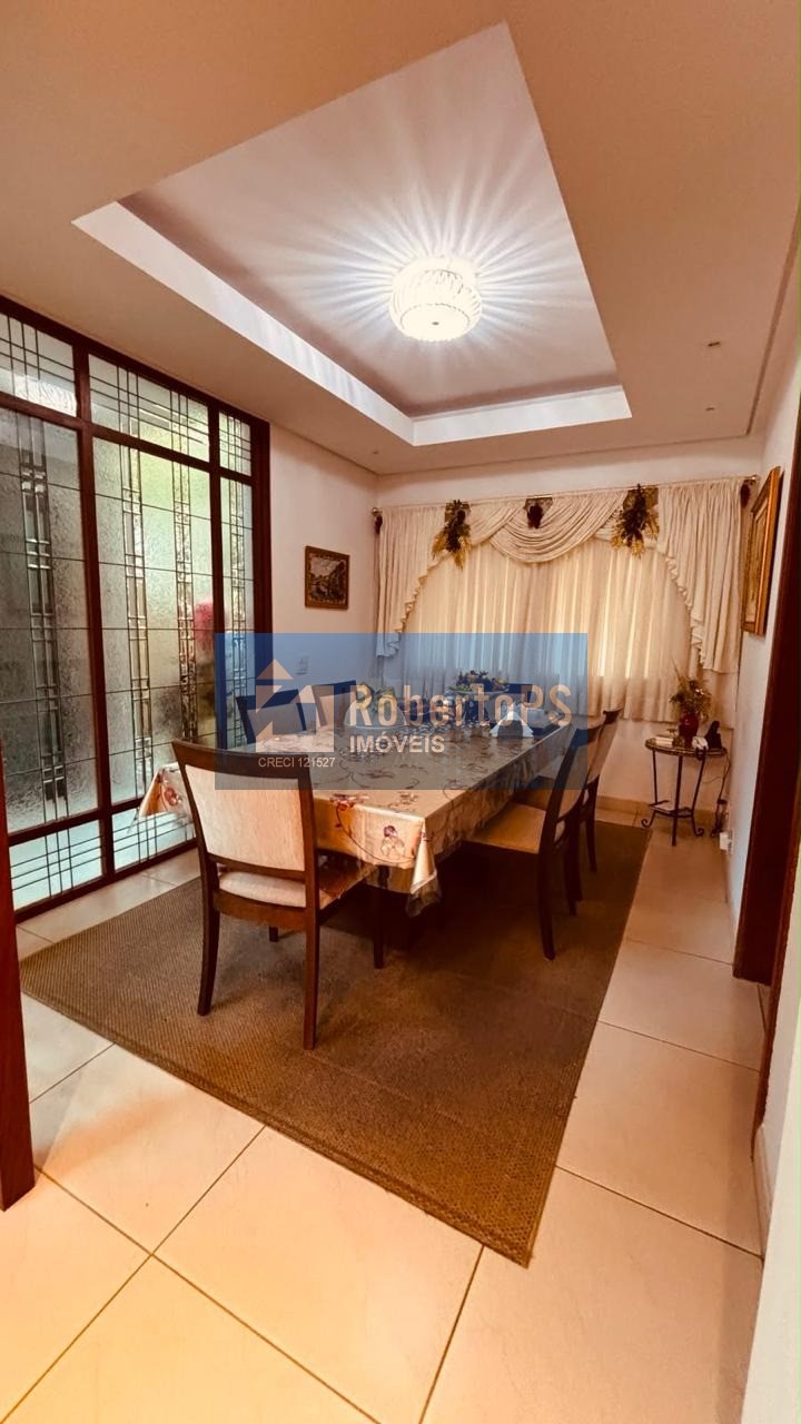 Imperdível! Casa em condomínio à venda em Sorocaba-SP, Jardim Refúgio. 4 quartos, 4 suítes, 1 sala, 4 vagas, 490m².