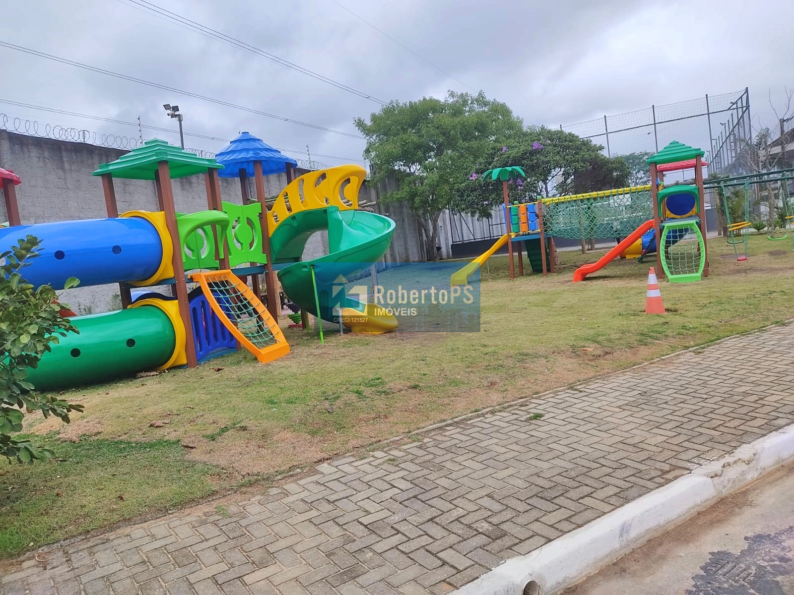 Casa de luxo em condomínio no Urbanova VII em São José dos Campos-SP: 4 quartos, 4 suítes, 3 salas, 5 banheiros, 2 vagas, 248m².