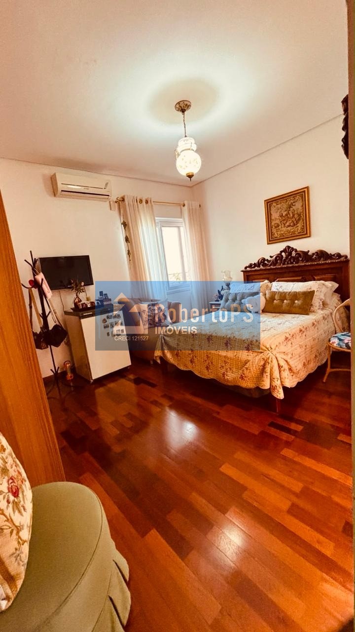 Imperdível! Casa em condomínio à venda em Sorocaba-SP, Jardim Refúgio. 4 quartos, 4 suítes, 1 sala, 4 vagas, 490m².