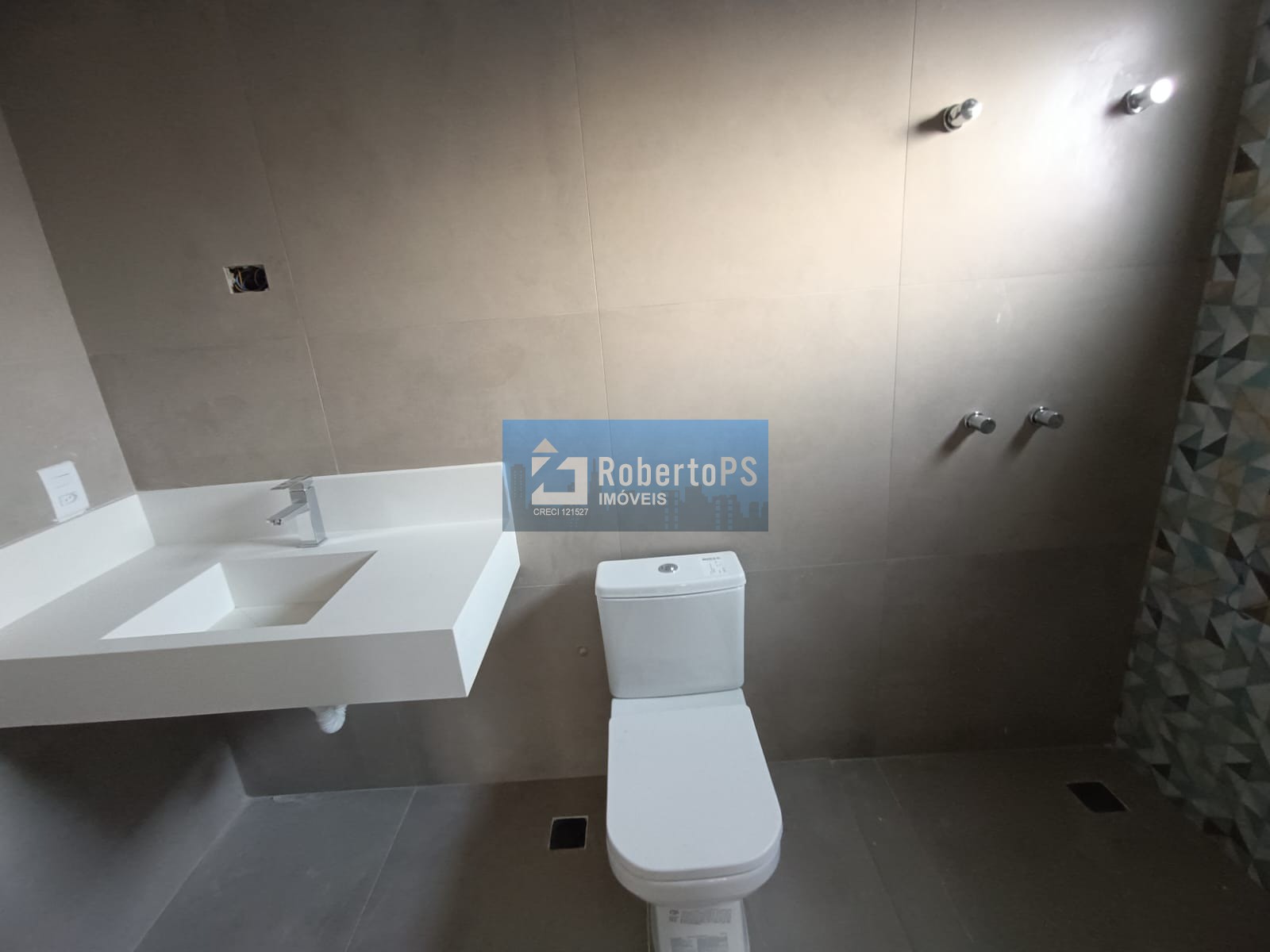 Casa de luxo em condomínio no Urbanova VII em São José dos Campos-SP: 4 quartos, 4 suítes, 3 salas, 5 banheiros, 2 vagas, 248m².