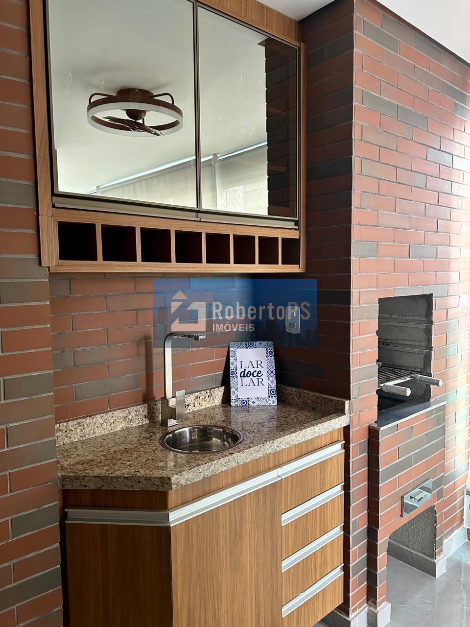 Apartamento à Venda em São José dos Campos-SP, Vila Adyana: 2 Quartos, 1 Suíte, 1 Sala, 2 Banheiros, 2 Vagas - 72m²!