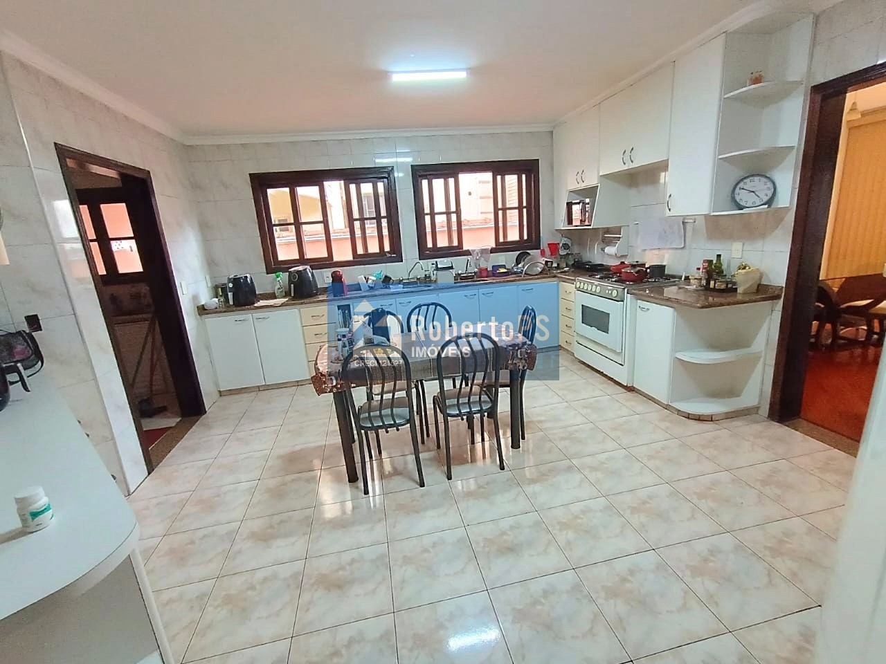 Luxuosa mansão à venda em condomínio exclusivo de são josé d