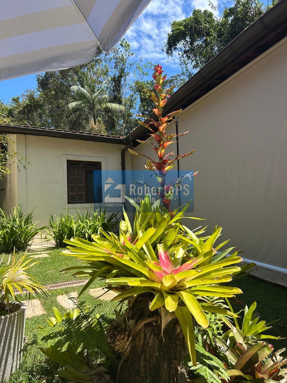 Casa de condomínio à venda em bertioga-sp: 5 quartos, 2 banh