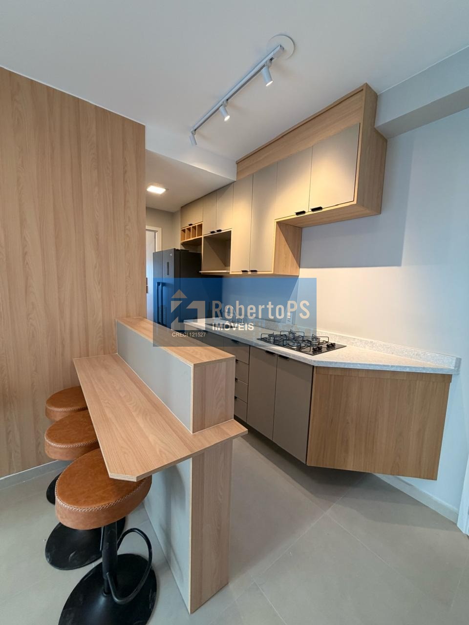 Apartamento à venda em São José dos Campos-SP: 2 quartos, 1 suíte, 1 sala, 2 banheiros, 1 vaga.