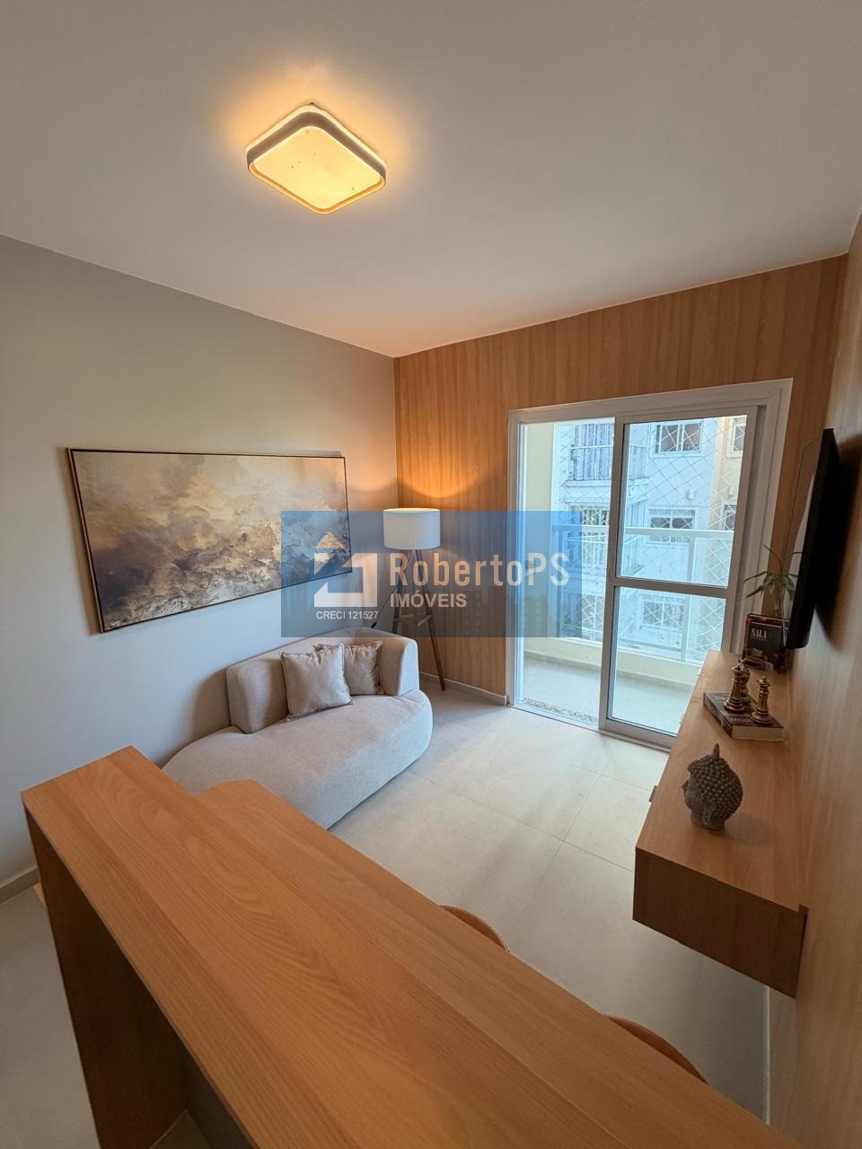 Apartamento à venda em São José dos Campos-SP: 2 quartos, 1 suíte, 1 sala, 2 banheiros, 1 vaga.