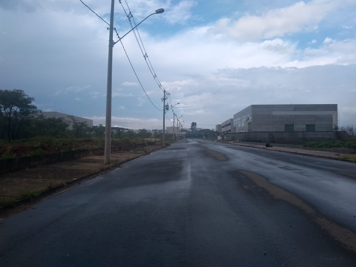Loteamento e Condomínio, 1000 m² - Foto 9