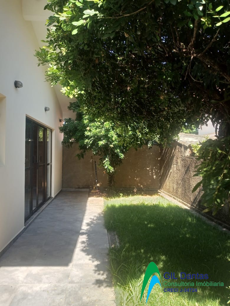Casa à venda com 3 quartos, 260m² - Foto 22