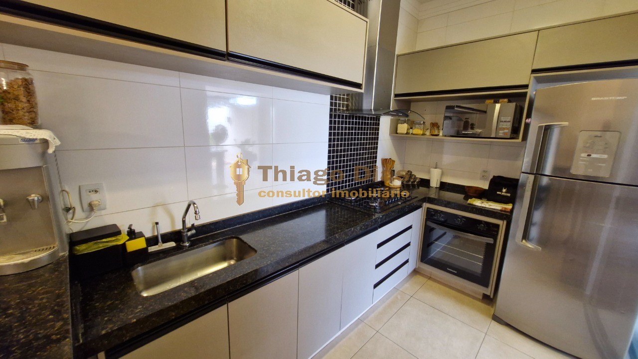 Casa à venda com 3 quartos, 168m² - Foto 8
