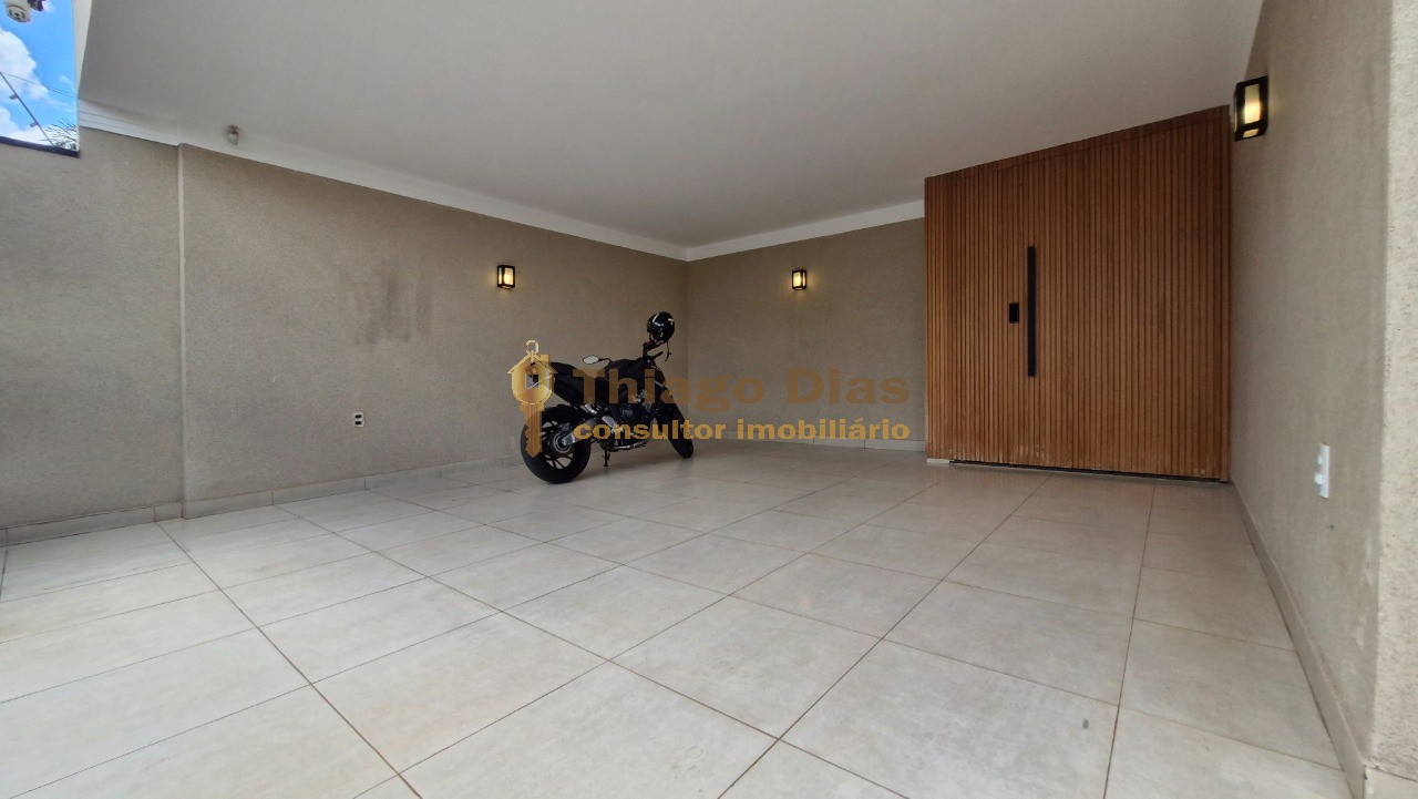 Casa à venda com 3 quartos, 168m² - Foto 2