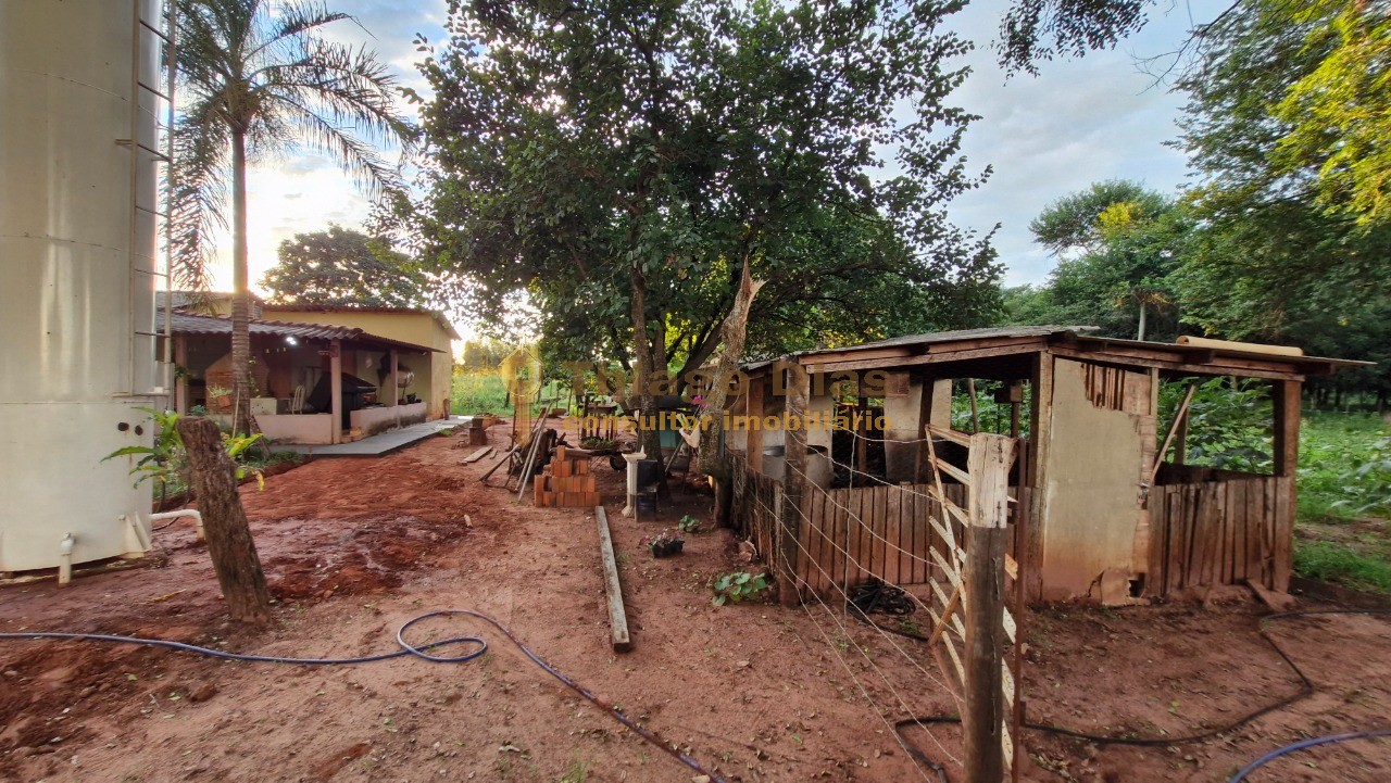 Chácara à venda com 1 quarto, 160m² - Foto 46