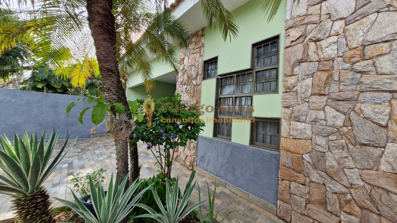 Casa, 4 quartos, 228 m² - Foto 4