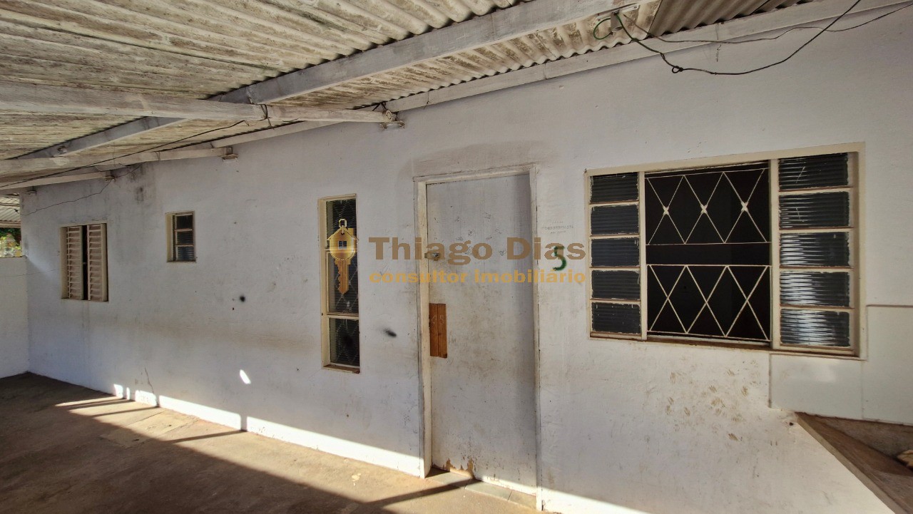 Casa, 10 quartos, 349 m² - Foto 2