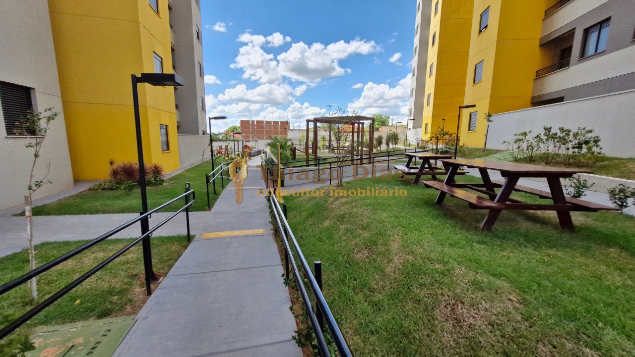 Apartamento para alugar com 2 quartos, 70m² - Foto 12