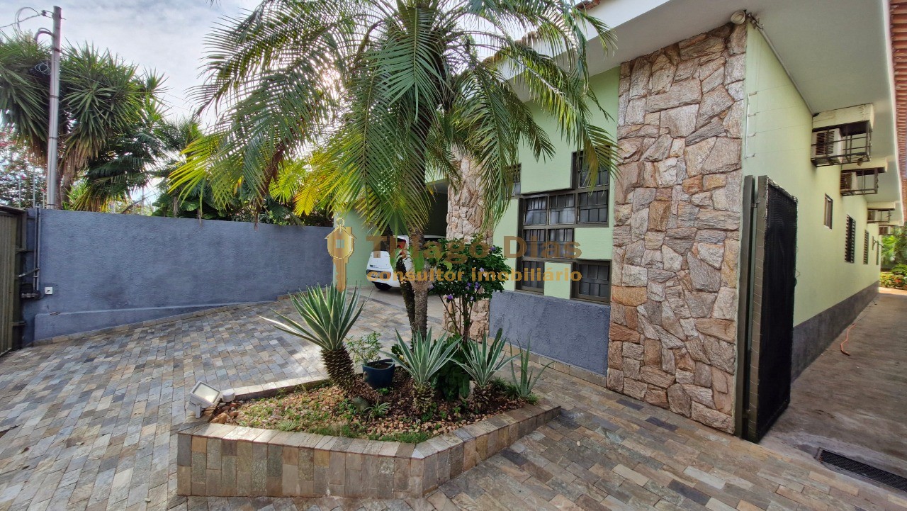 Casa, 4 quartos, 228 m² - Foto 3