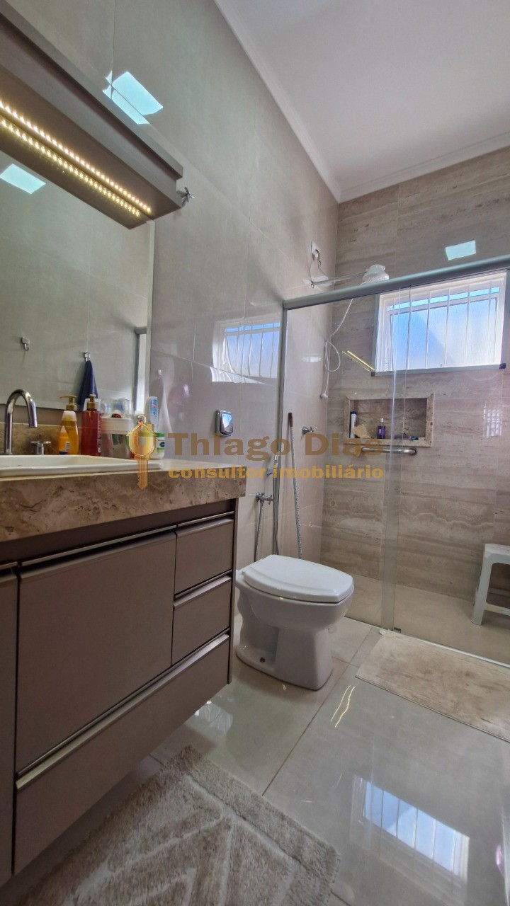 Casa, 3 quartos, 211 m² - Foto 13