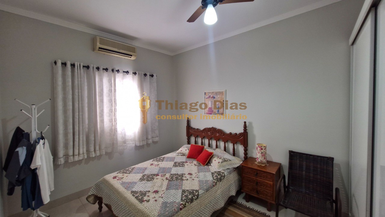 Casa, 3 quartos, 211 m² - Foto 8