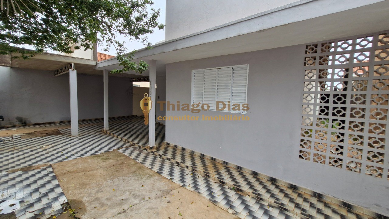 Casa, 3 quartos, 215 m² - Foto 2
