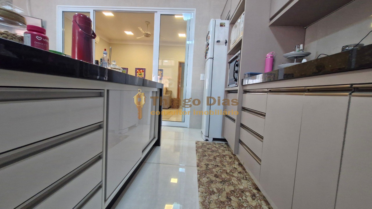 Casa, 3 quartos, 211 m² - Foto 18