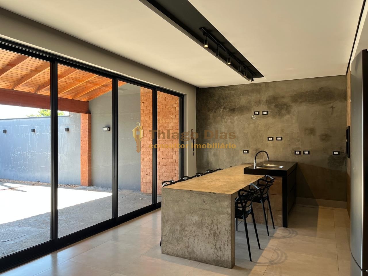 Casa, 1 quarto, 95 m² - Foto 1