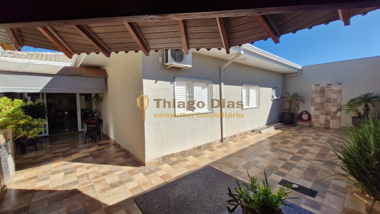 Casa, 3 quartos, 211 m² - Foto 28