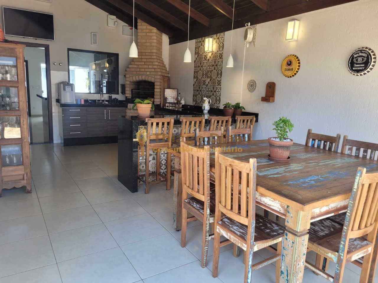 Casa à venda com 3 quartos, 200m² - Foto 2