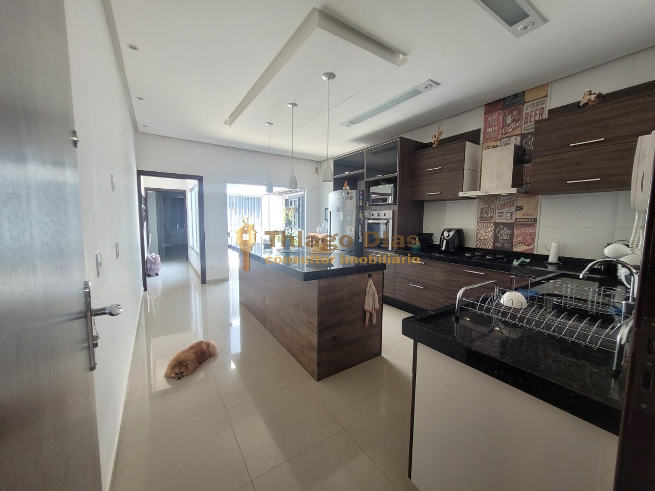 Casa à venda com 3 quartos, 200m² - Foto 15
