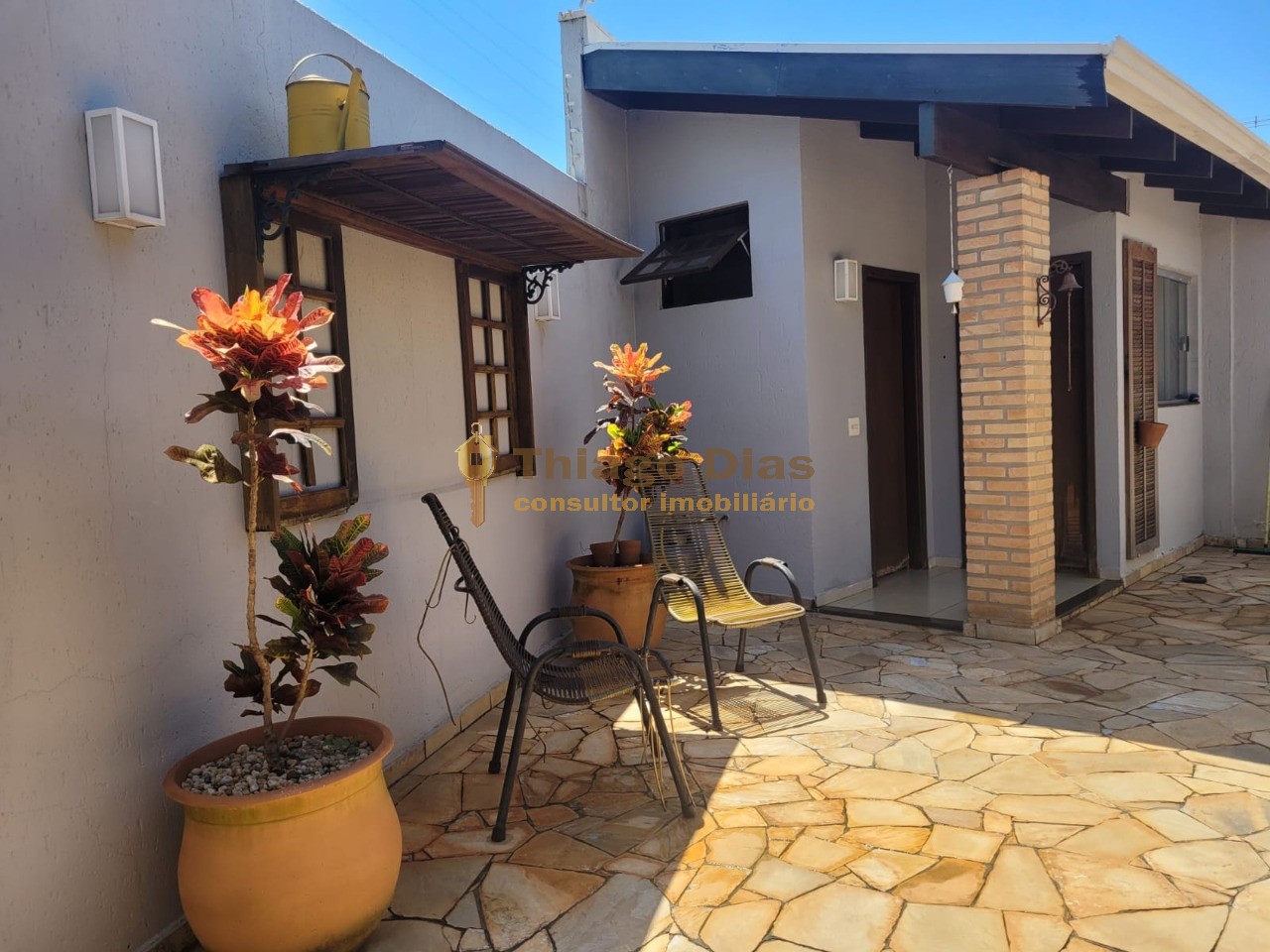 Casa à venda com 3 quartos, 200m² - Foto 10