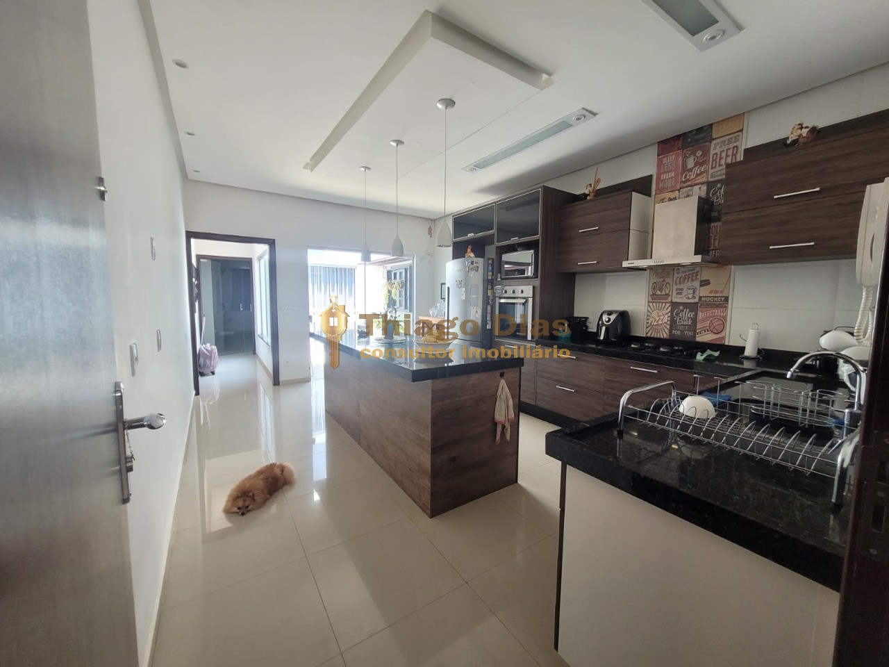 Casa à venda com 3 quartos, 200m² - Foto 16
